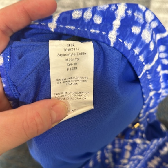 Womens two-piece swimsuit - Picture 4 of 5